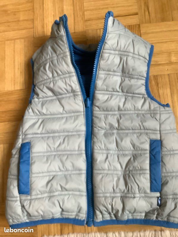 Blouson sans manches réversible (image 4)