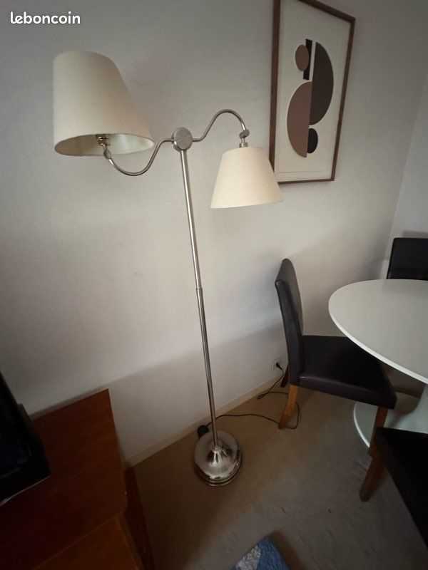 Lampadaire IKEA ancien modèle – style ÅRSTID – double abat-jour (image 3)