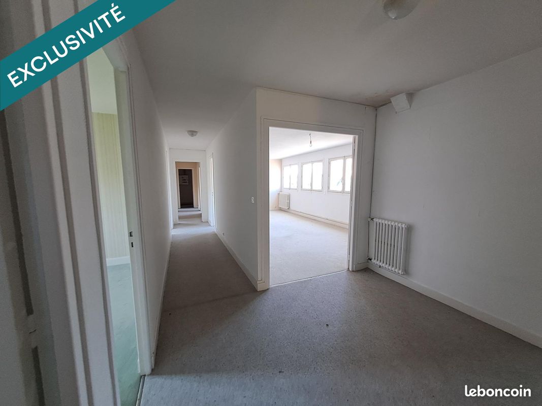 Appartement 6 pièces 110 m² · à Mortain-Bocage · 110 m² · 45 000 €