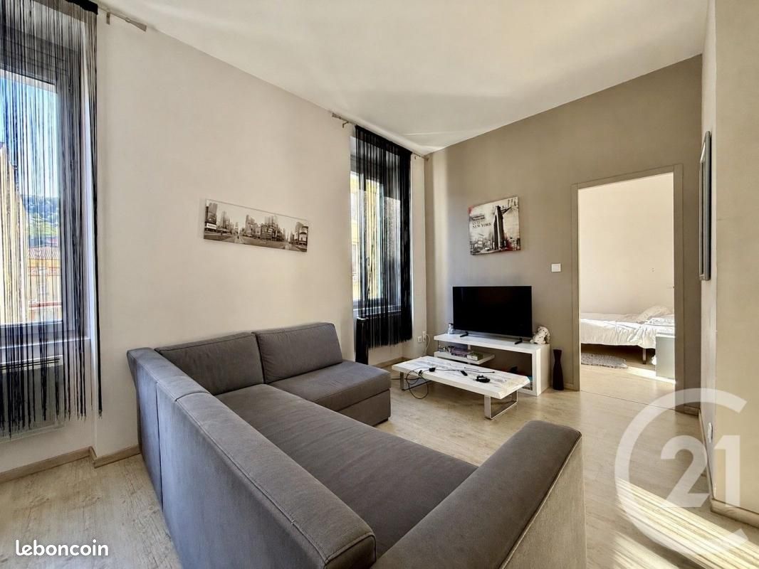 Appartement 2 pièces 49 m² · à Vals-les-Bains · 49 m² · 87 000 €