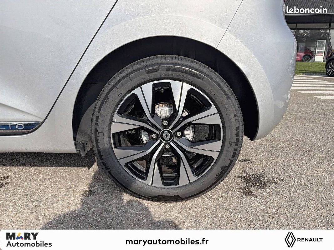 RENAULT Clio TCe 90 - 21N Limited (image 11)