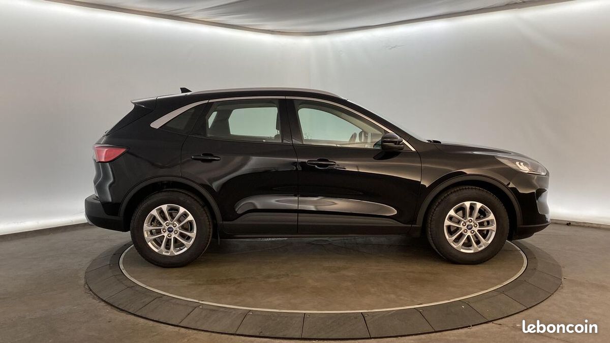Ford Kuga 1.5 EcoBlue 120 ch Titanium (image 4)