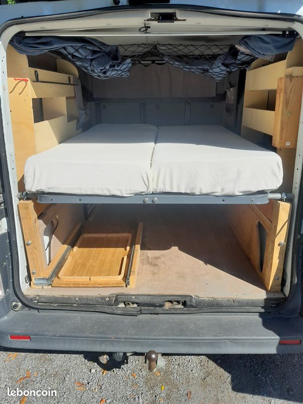 Renault Trafic Aménagé 6 places 6 Couchages (image 9)