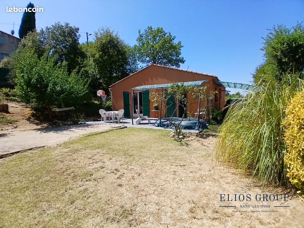 Maison 4 pièces 88 m² · à Rougiers · 88 m² · 395 000 €