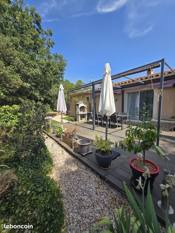 Maison 5 pièces 100 m² · à Camps-la-Source · 100 m² · 349 000 €