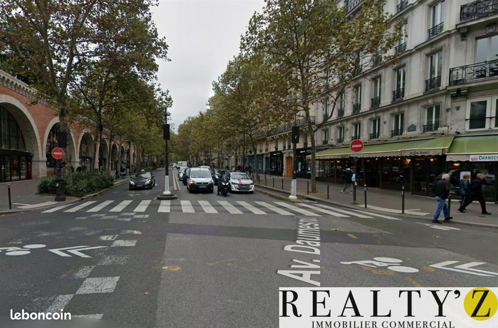 Local commercial 122 m² (image 1)