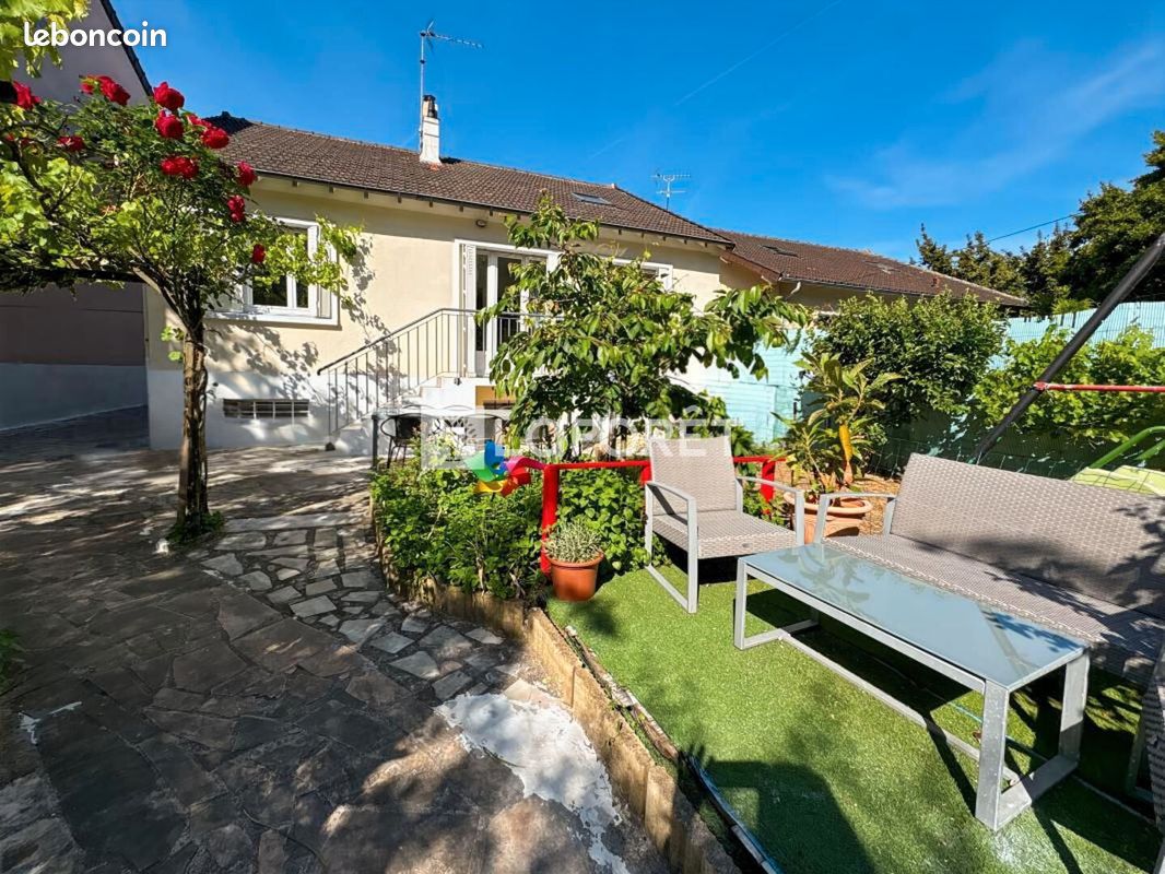 Maison 7 pièces 154 m² · à Vigneux-sur-Seine · 154 m² · 368 000 €