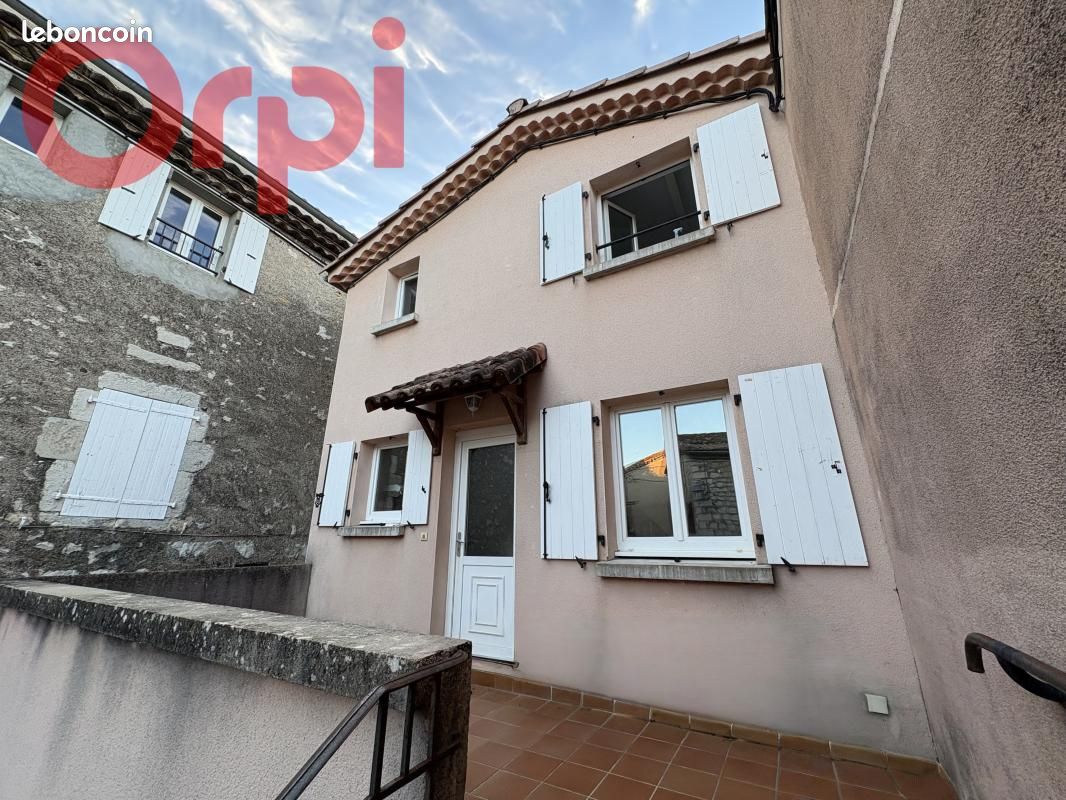 Maison 3 pièces 61 m² · à Lussas · 61 m² · 580 €/mois
