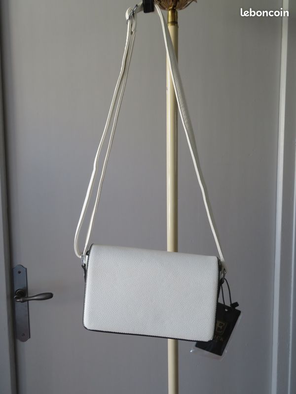 SAC à mains (image 1)