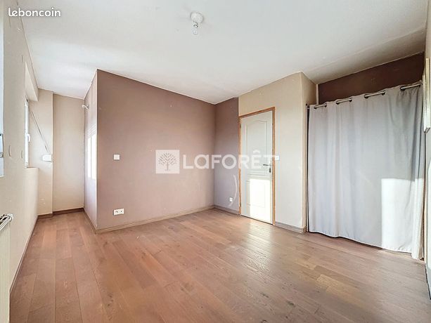 https://img.leboncoin.fr/api/v1/lbcpb1/images/59/5e/3d/595e3dade4ffbabea460c0908b46b705f3fc6bd5.jpg?rule=ad-image