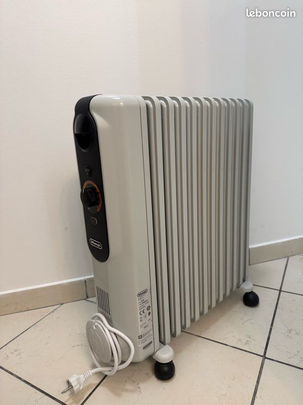 Radiateur neuf à bain d’huile DELONGHI avec garantie 1 an (image 1)