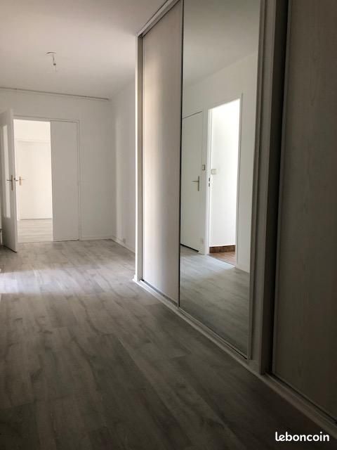 Appartement a louer saint-germain-en-laye - 2 pièce(s) - 67 m2 - Surfyn