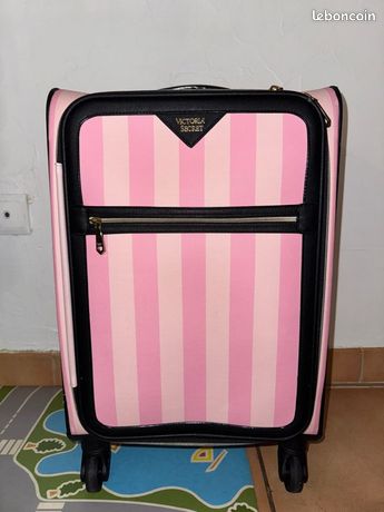 Suitcase Valise Victoria Secret Buy The Victoria Carry-On Luggage
