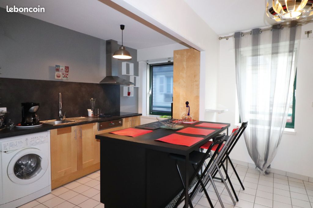 Appartement 4 pièces 79 m² · à Tours · 79 m² · 990 €