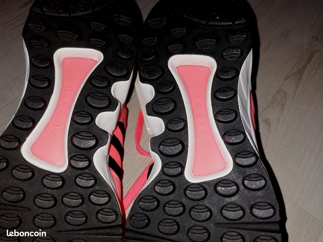 ADIDAS ADV 91 17 taille 36 femme Chaussures