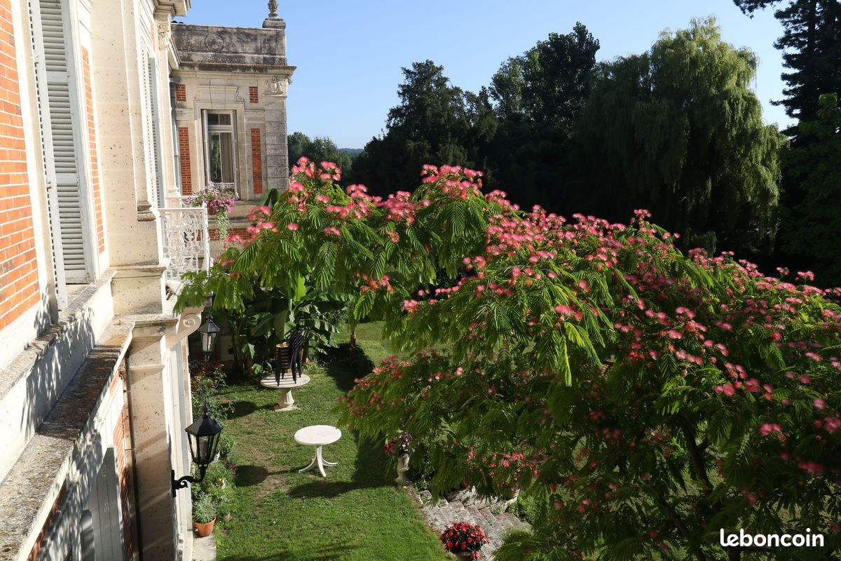 Grand Gîte avec piscine chauffée et couverte privée (Domaine de Champ rose) (image 3)