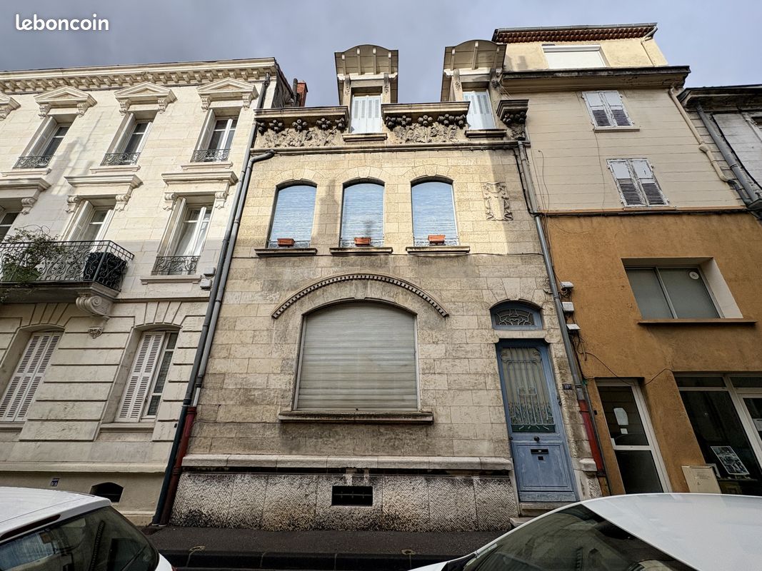 Maison 8 pièces 220 m² · à Valence · 220 m² · 468 000 €