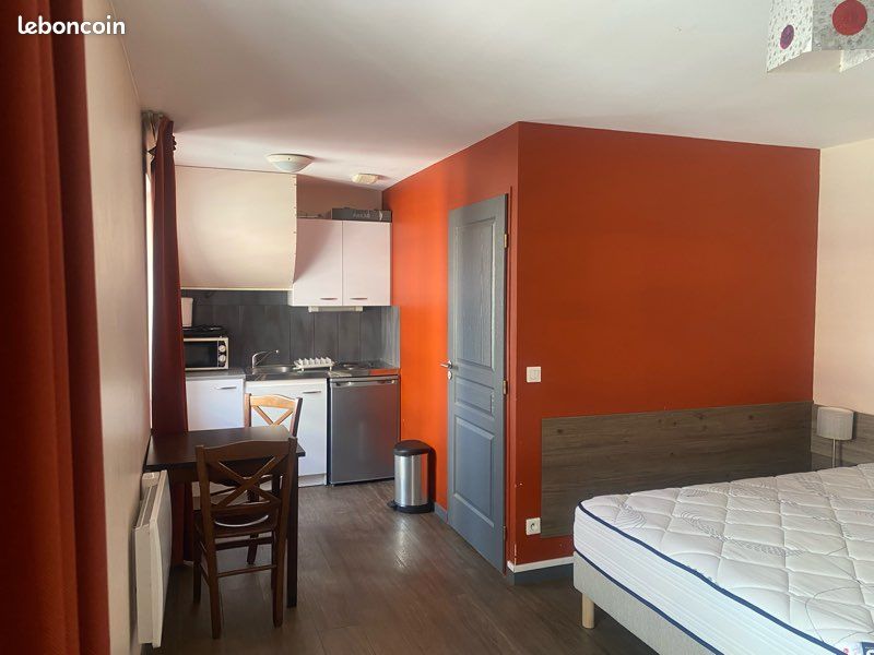 Appartement 1 pièce 30 m² · à Bourg-en-Bresse · 30 m² · 650 €