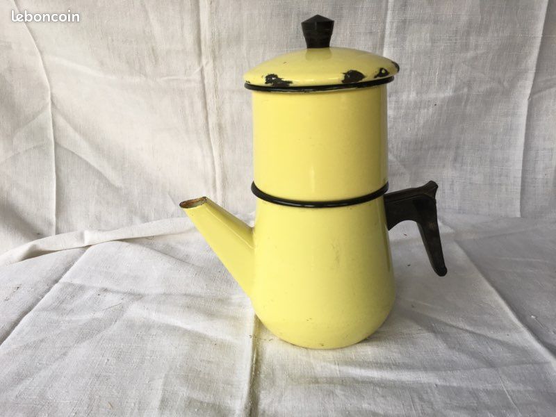 Cafetière jaune émaillée vintage antiquité (image 1)