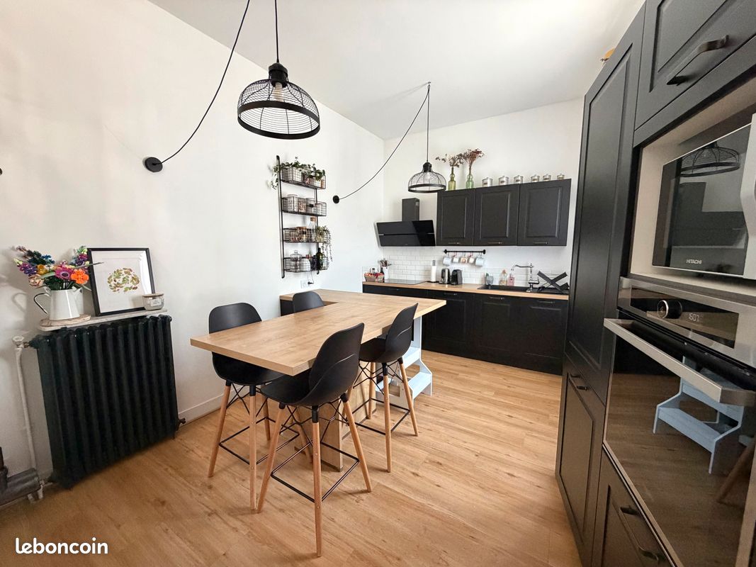 Maison 4 pièces 77 m² · à Bordeaux · 77 m² · 385 000 €