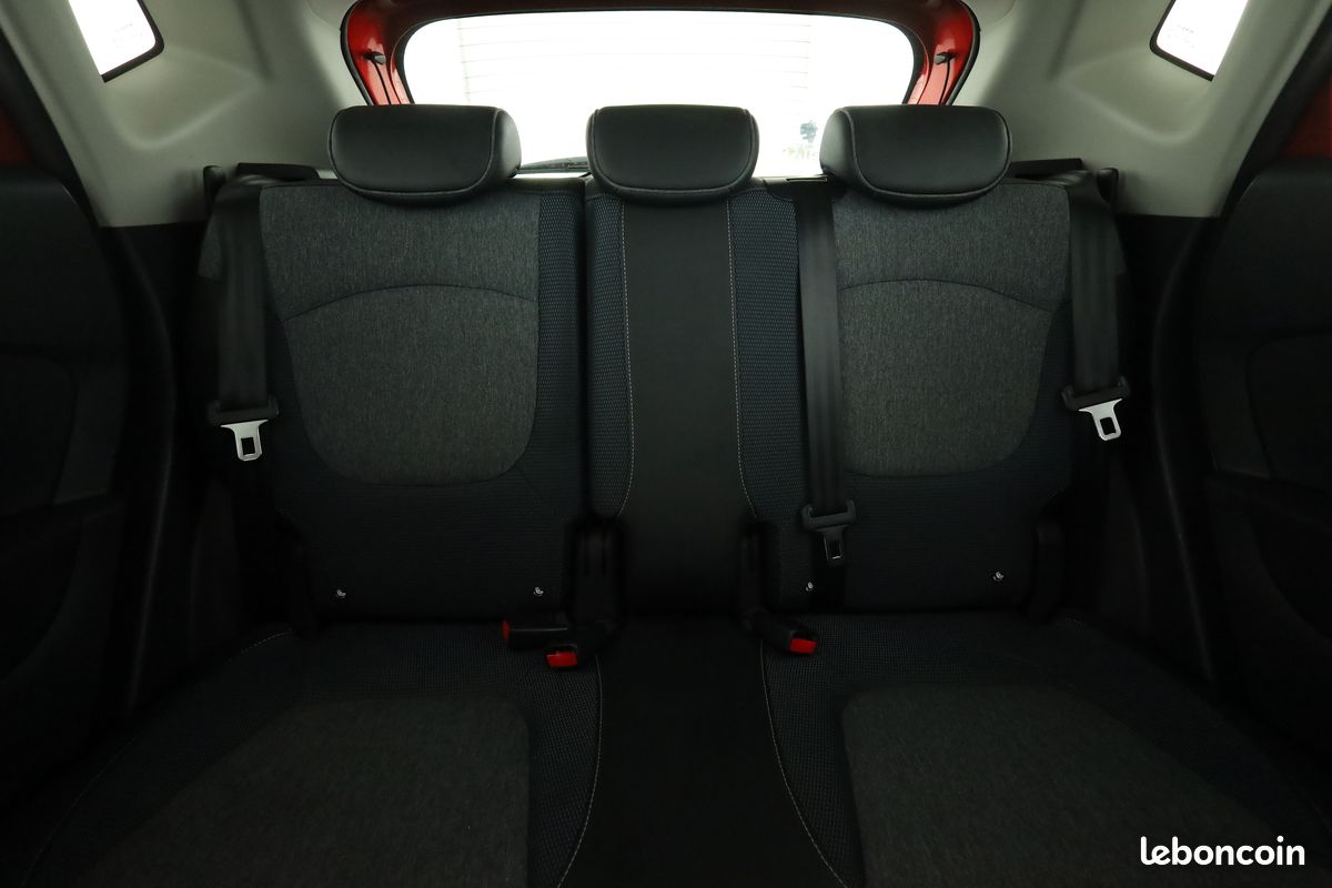 Renault Captur 0.9 TCe Energy Intens 90 ch (image 9)