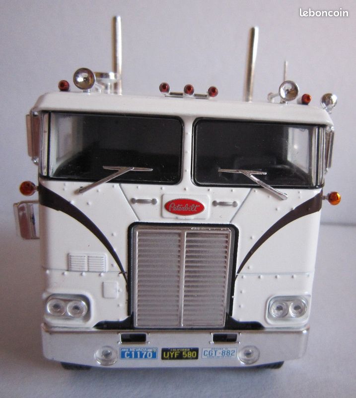 Camion Peterbilt 352 H 1979 Montfort IXO 1/43 - Miniature Publicitaire Zamak