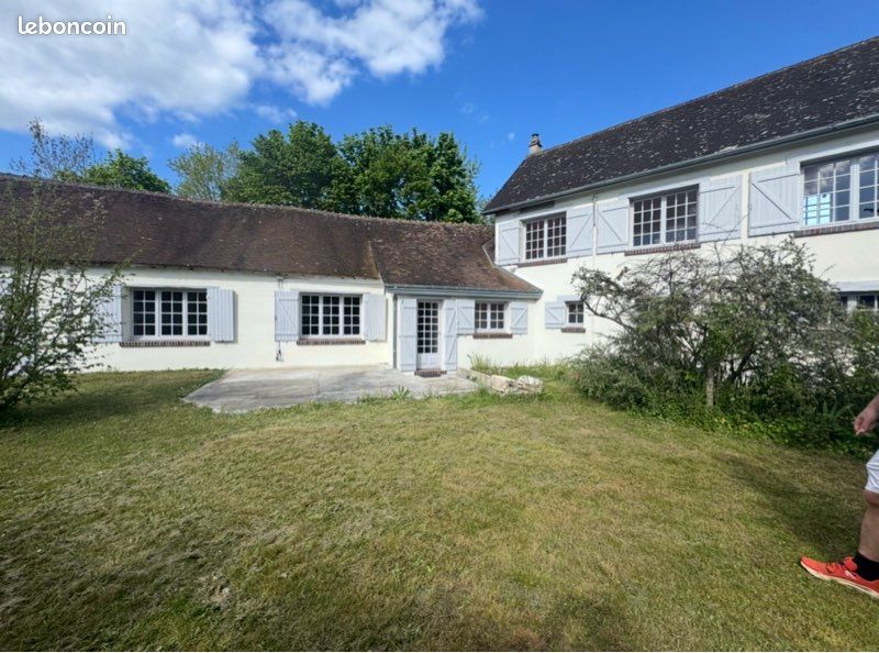 Maison 6 pièces 137 m² · à Montreuil · 137 m² · 225 000 €