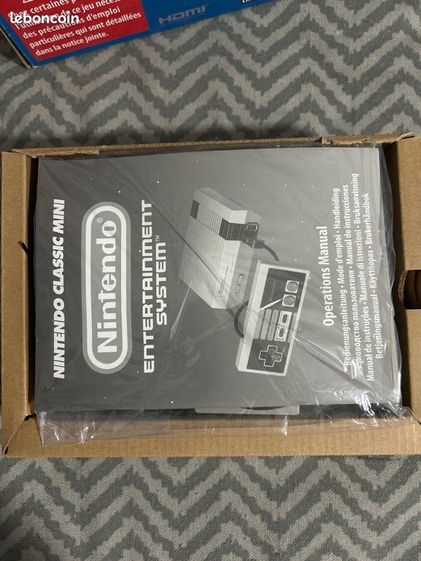 Vends Nintendo NES Classic Mini (image 2)