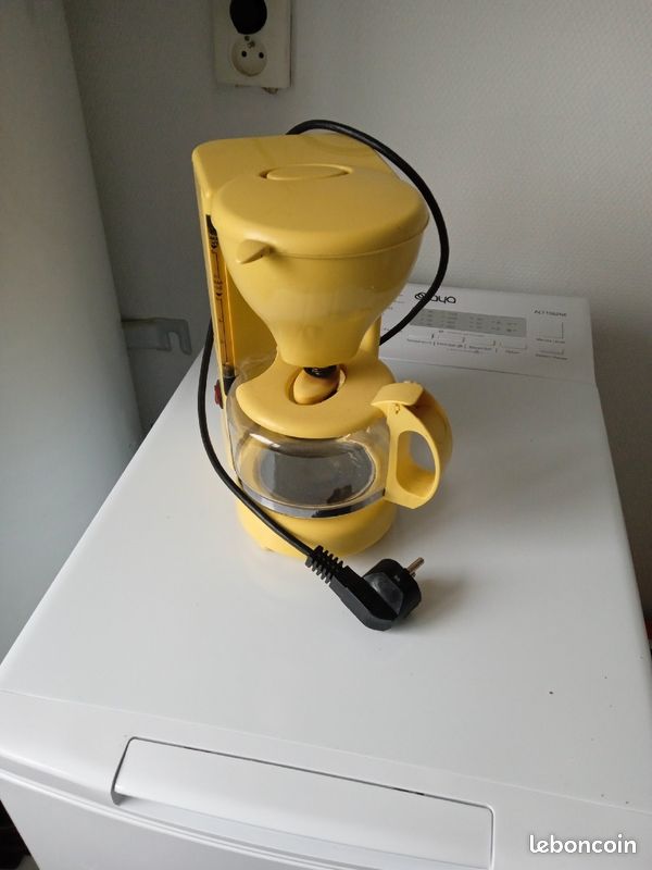 Cafetière 6tasses (image 1)