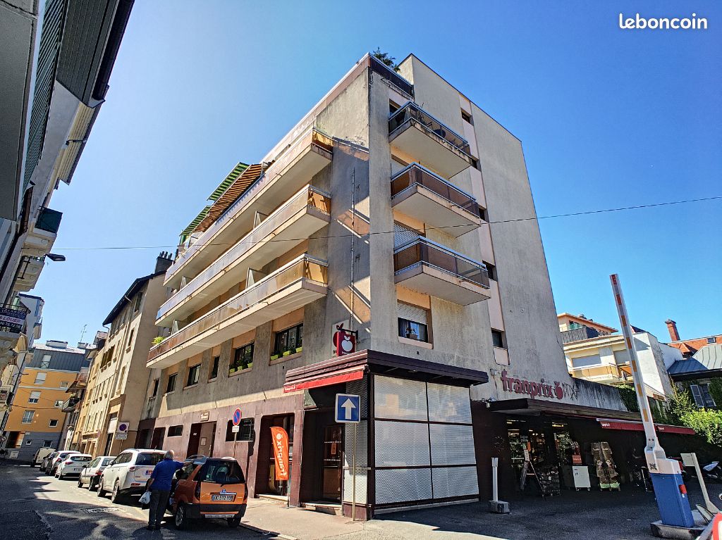 Appartement 2 pièces 46 m² · à Évian-les-Bains · 46 m² · 920 €/mois