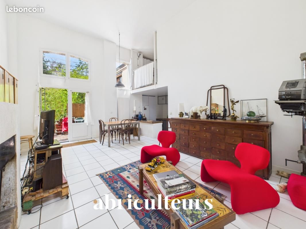 Appartement 6 pièces 93 m² · à Les Lilas · 93 m² · 840 000 €