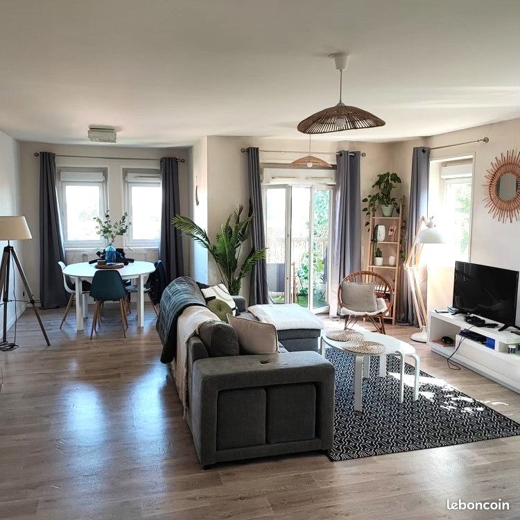 Appartement 4 pièces 108 m² · à Bourg-en-Bresse · 108 m² · 880 €/mois