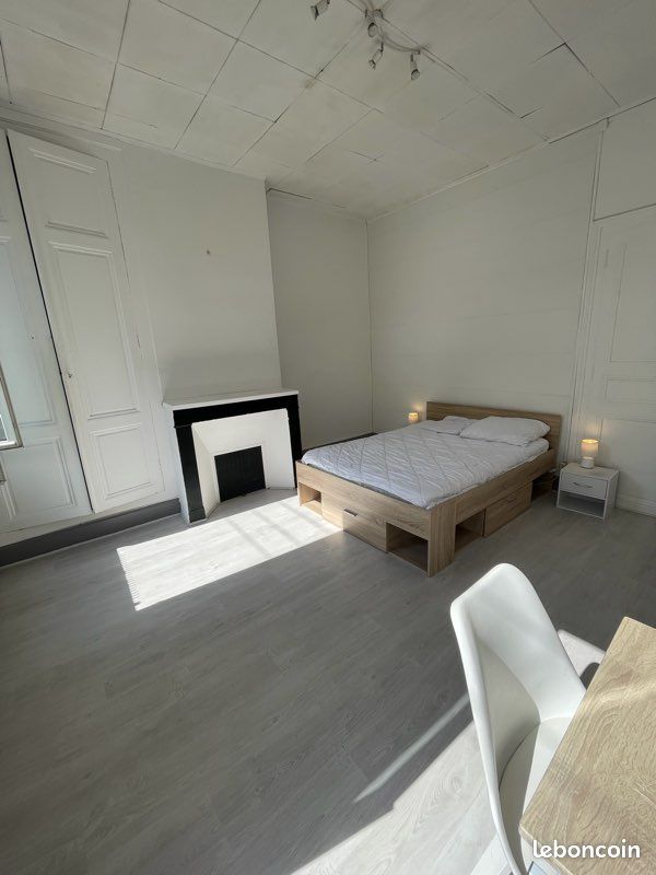 Rare Beau T3 meublé avec grand balcon de 20m2 (image 1)