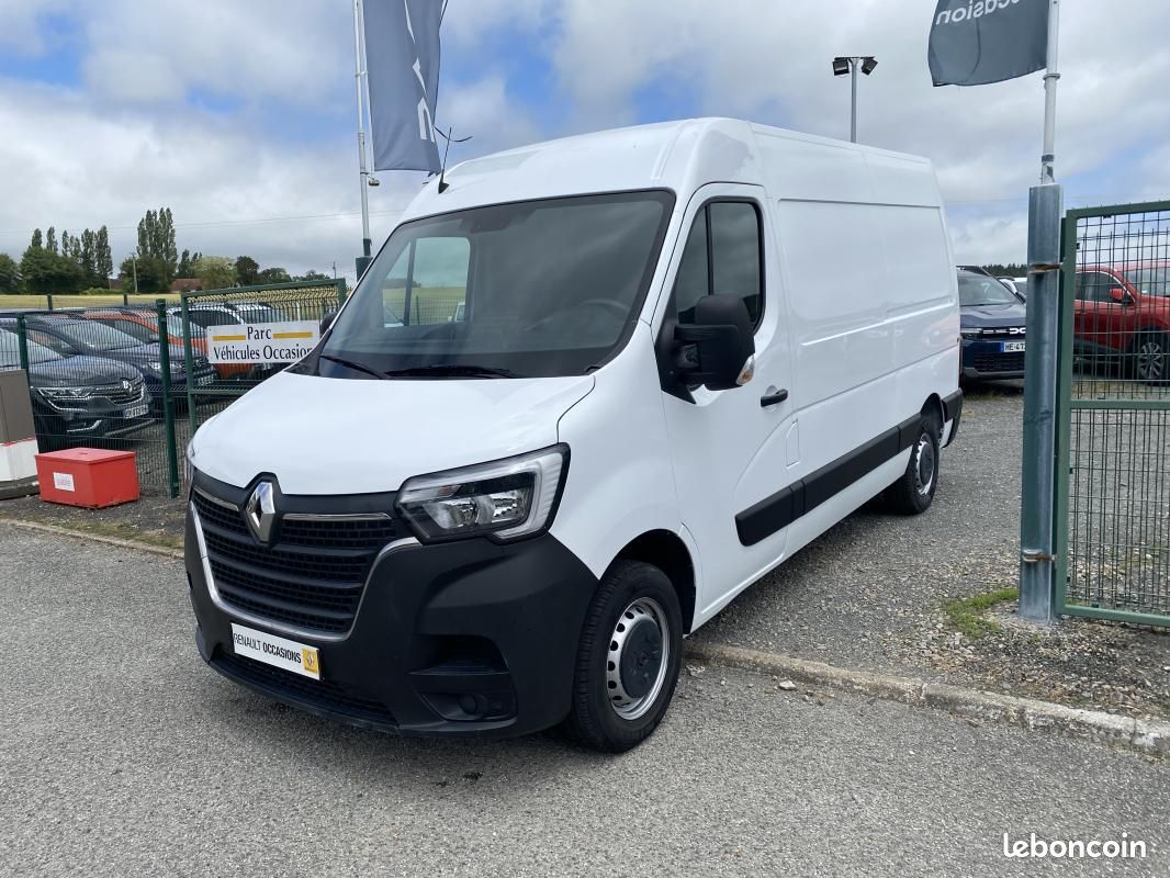 Renault Master III L2H2 BLUE DCI 135 CONFORT (image 1)