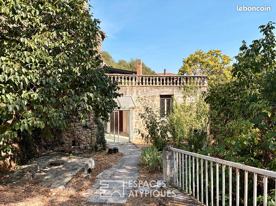 Maison 8 pièces 220 m² · à Charmes-sur-Rhône · 220 m² · 395 000 €