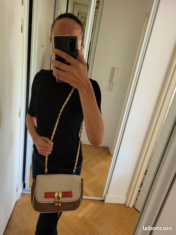 Petit sac Aldo couleur crème marron et corail aux anses dorées (image 1)