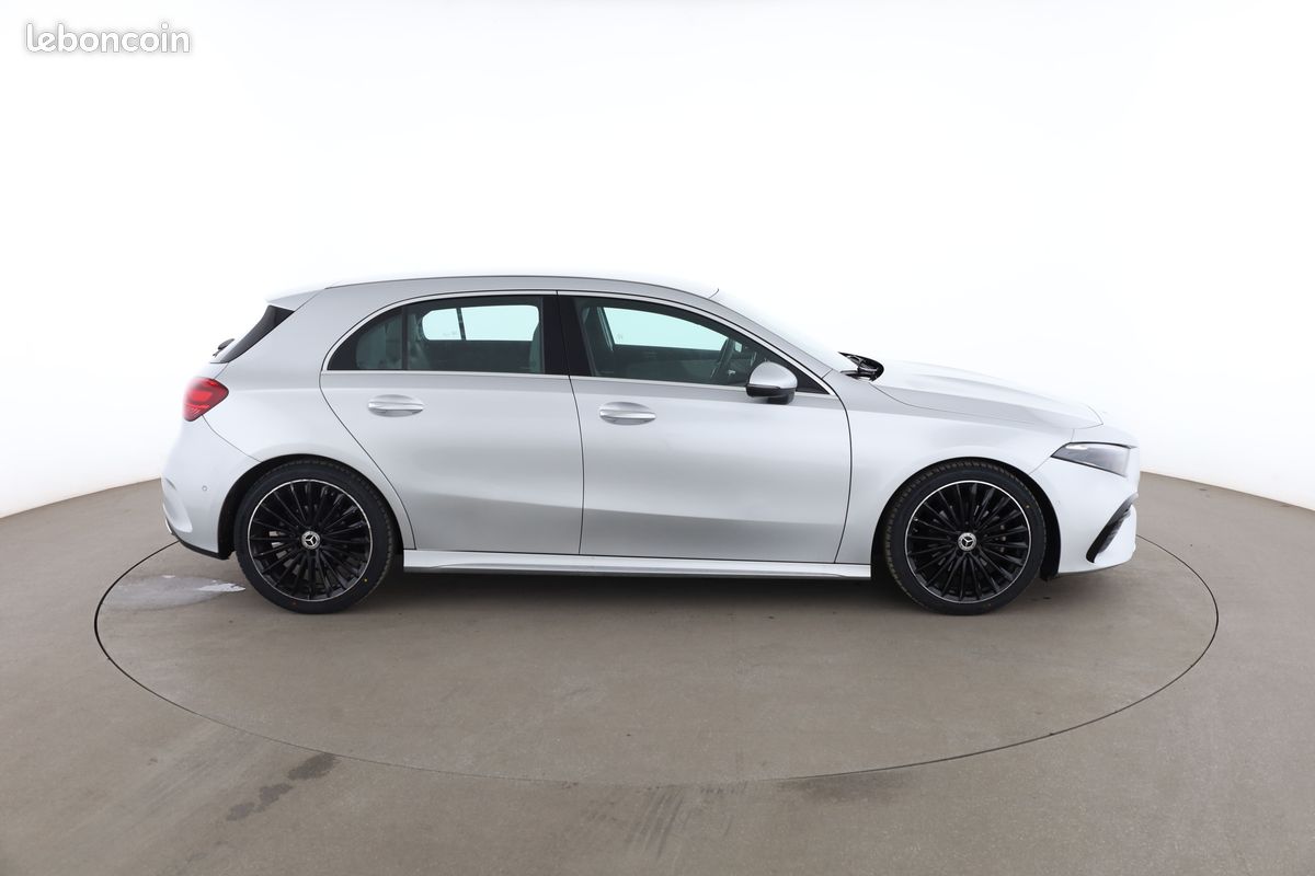 Mercedes-Benz Classe A 180 AMG Line 7G-DCT 136 ch (image 13)