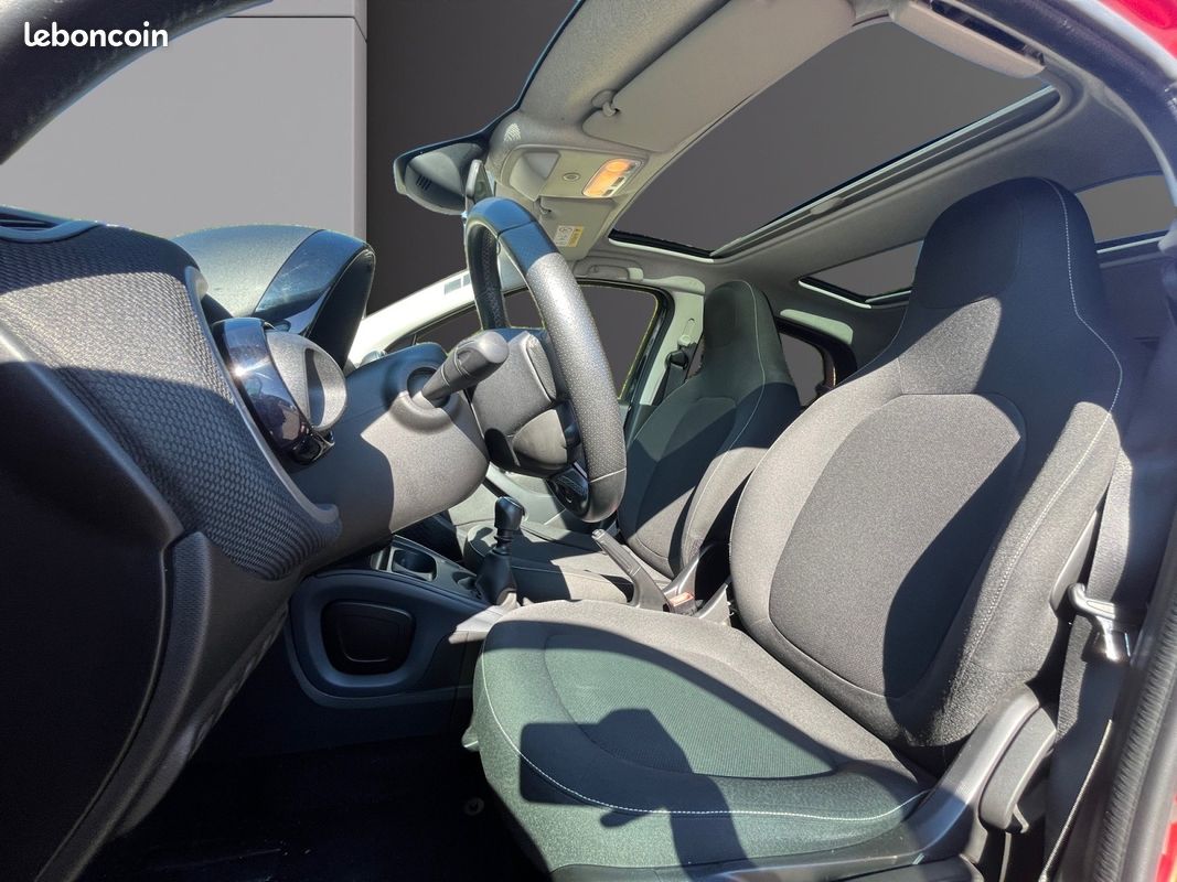 SMART FORFOUR 0.9 90 ch SS Passion Toit pano Clim Garantie 12 Mois (image 6)