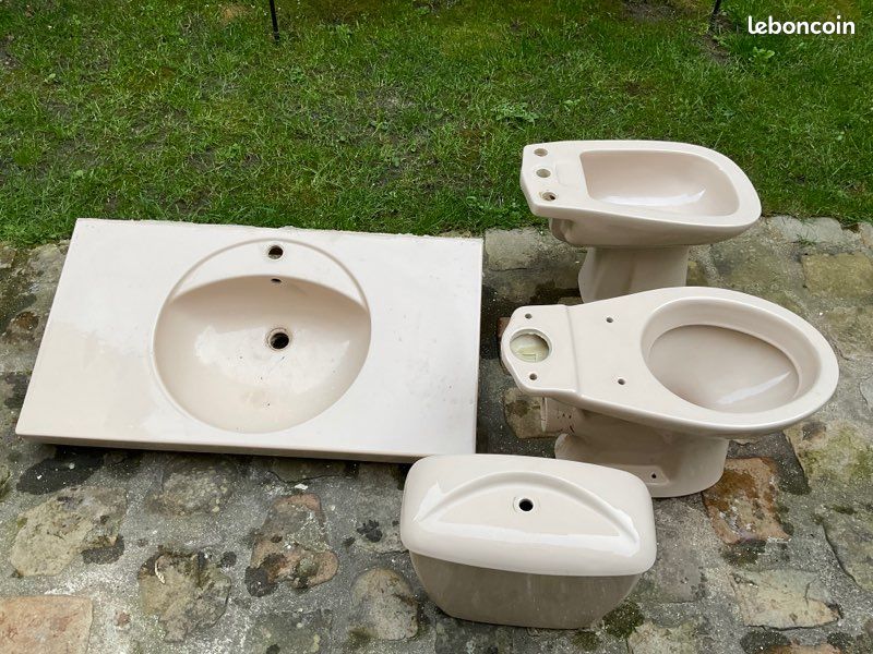 Trio de salle de bain, lavabo, bidet, WC (image 2)