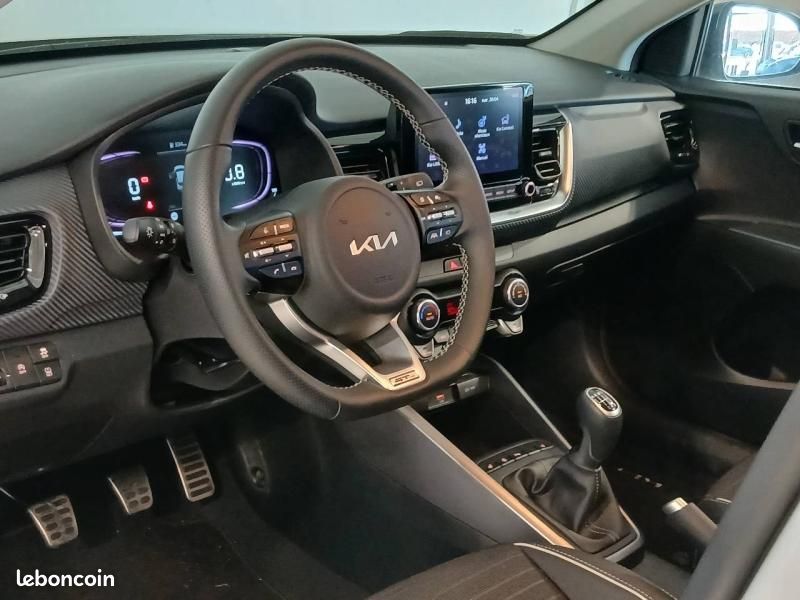 Kia Stonic 1.0 T-GDi 100ch GT Line (image 22)