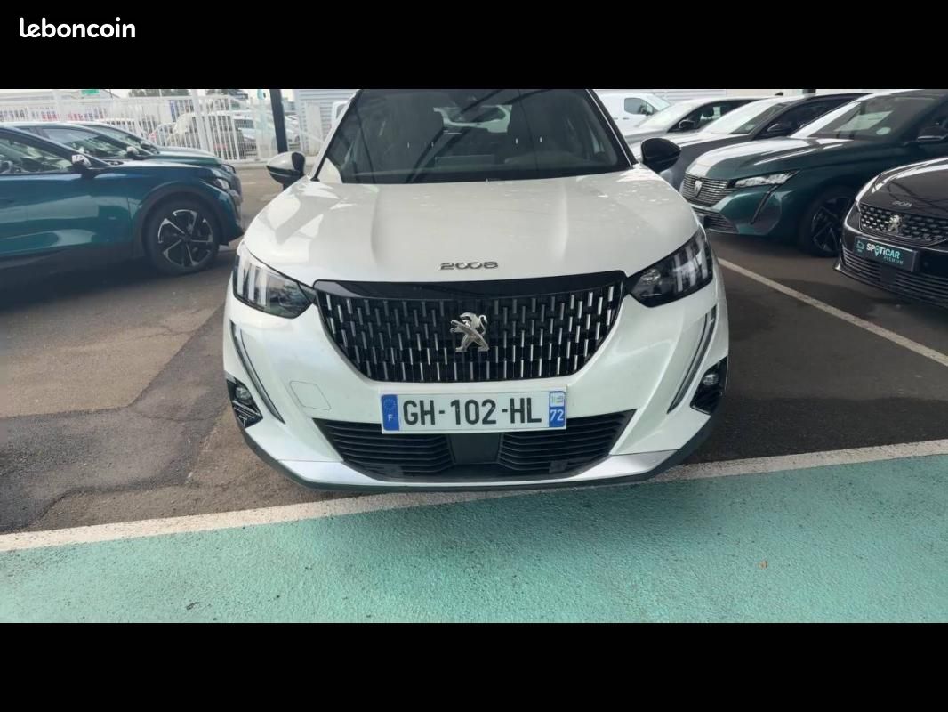 Peugeot 2008 PureTech 130 S&S EAT8 - GT (image 1)
