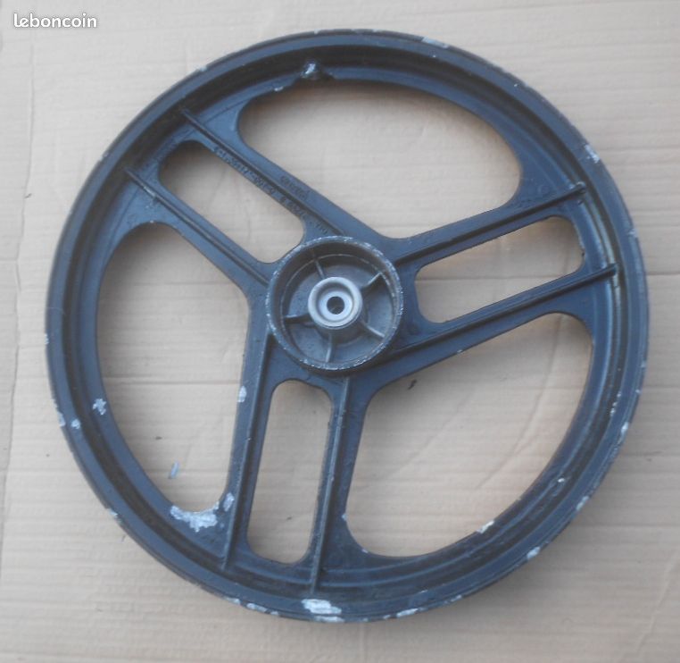 Roue baton motobecane grimeca occasion noire (image 1)