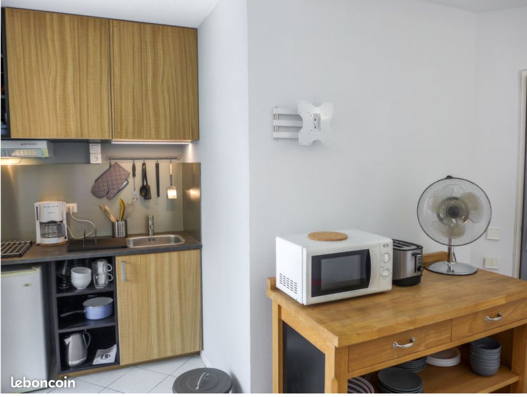 Appartement 1 pièce 27 m² · à Fréjus · 27 m² · 630 €/mois