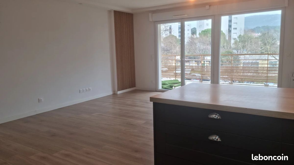 Appartement 4 pièces 89 m² · à Aubagne · 89 m² · 1 200 €/mois