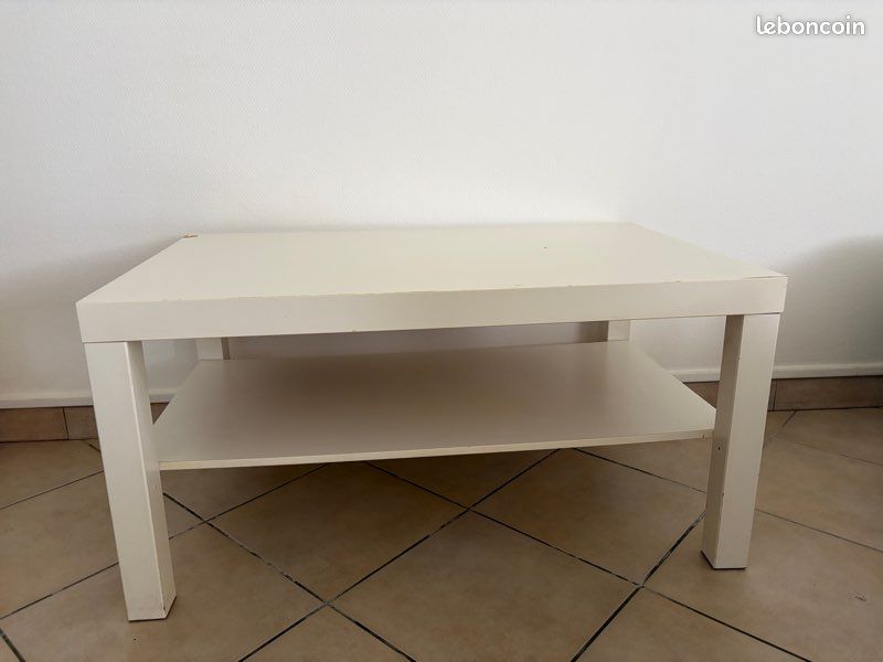 Table basse blanche IKEA (image 1)