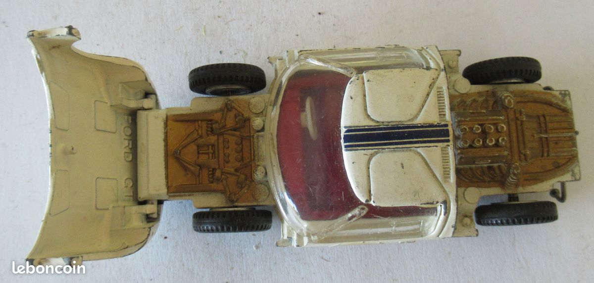Ford GT (Dinky toys – Meccano – Vintage) (image 7)