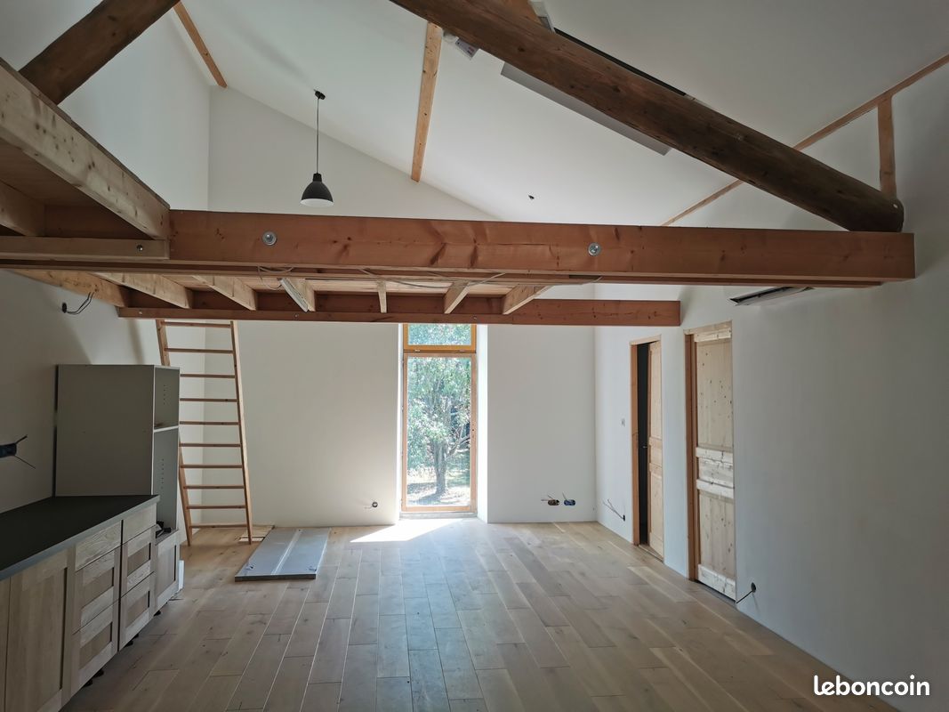 Appartement 4 pièces 90 m² · à Dole · 90 m² · 900 €