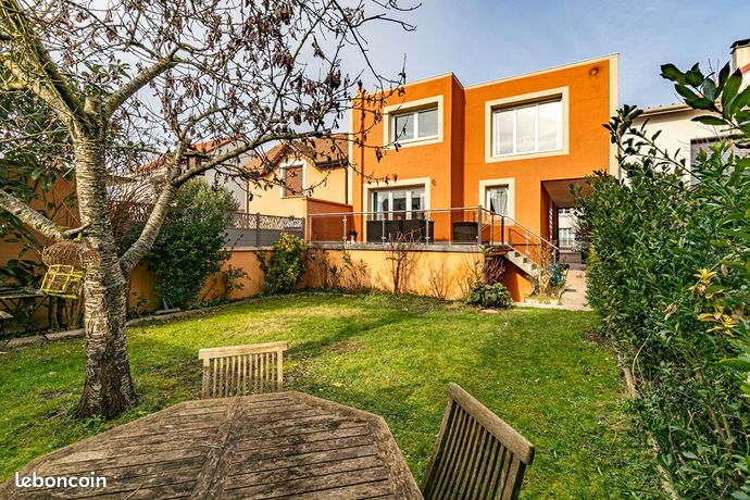 Maison 7 pièces 146 m²