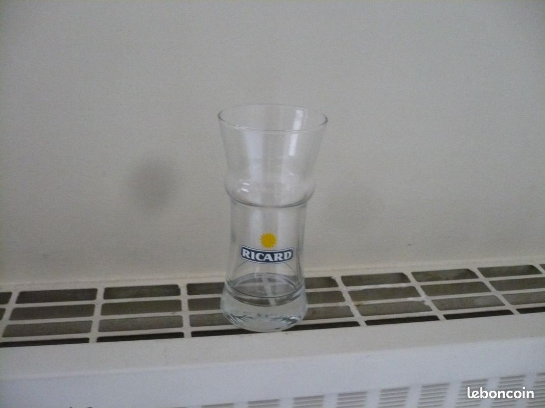 Lot Ricard : Bac à Glaçons Et 2 Verres Demi-soleil En Verre, Neufs