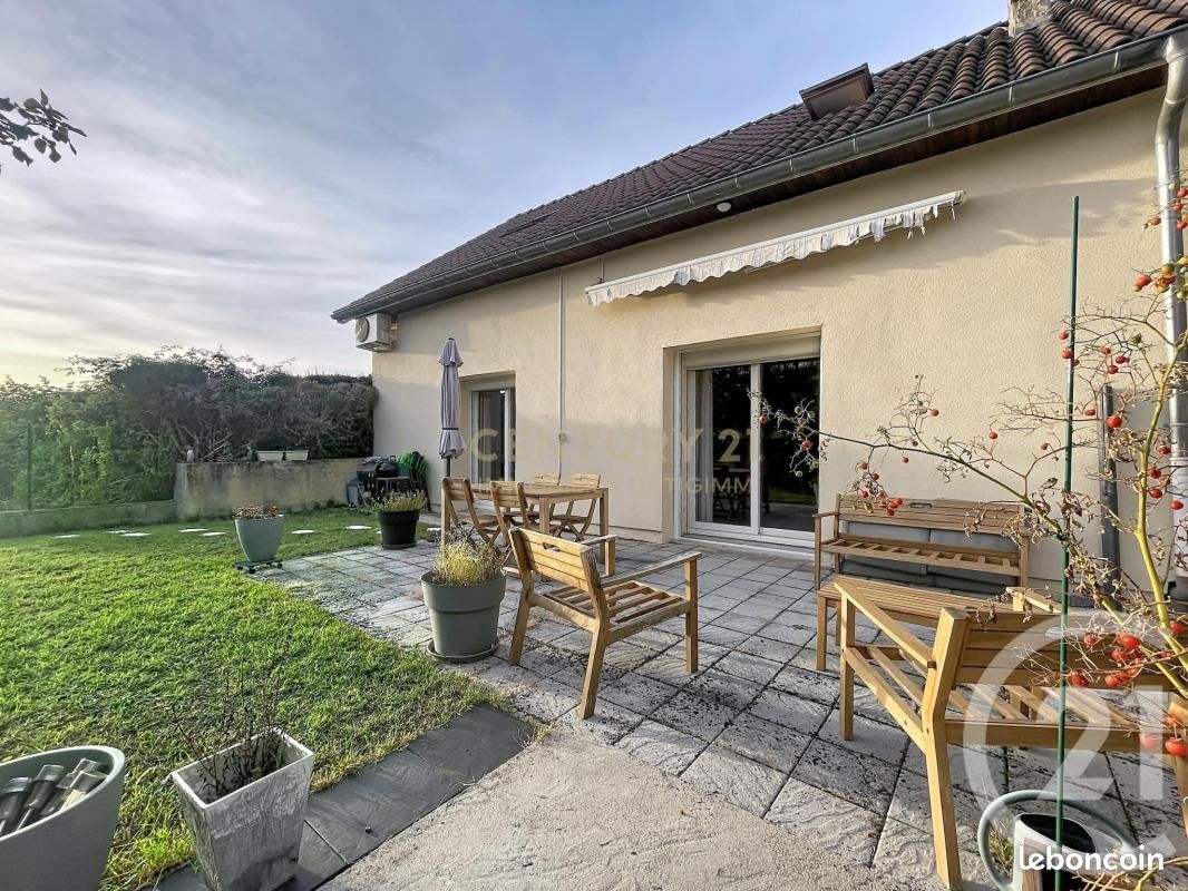 Maison 4 pièces 92 m² · à Ruy-Montceau · 92 m² · 280 000 €